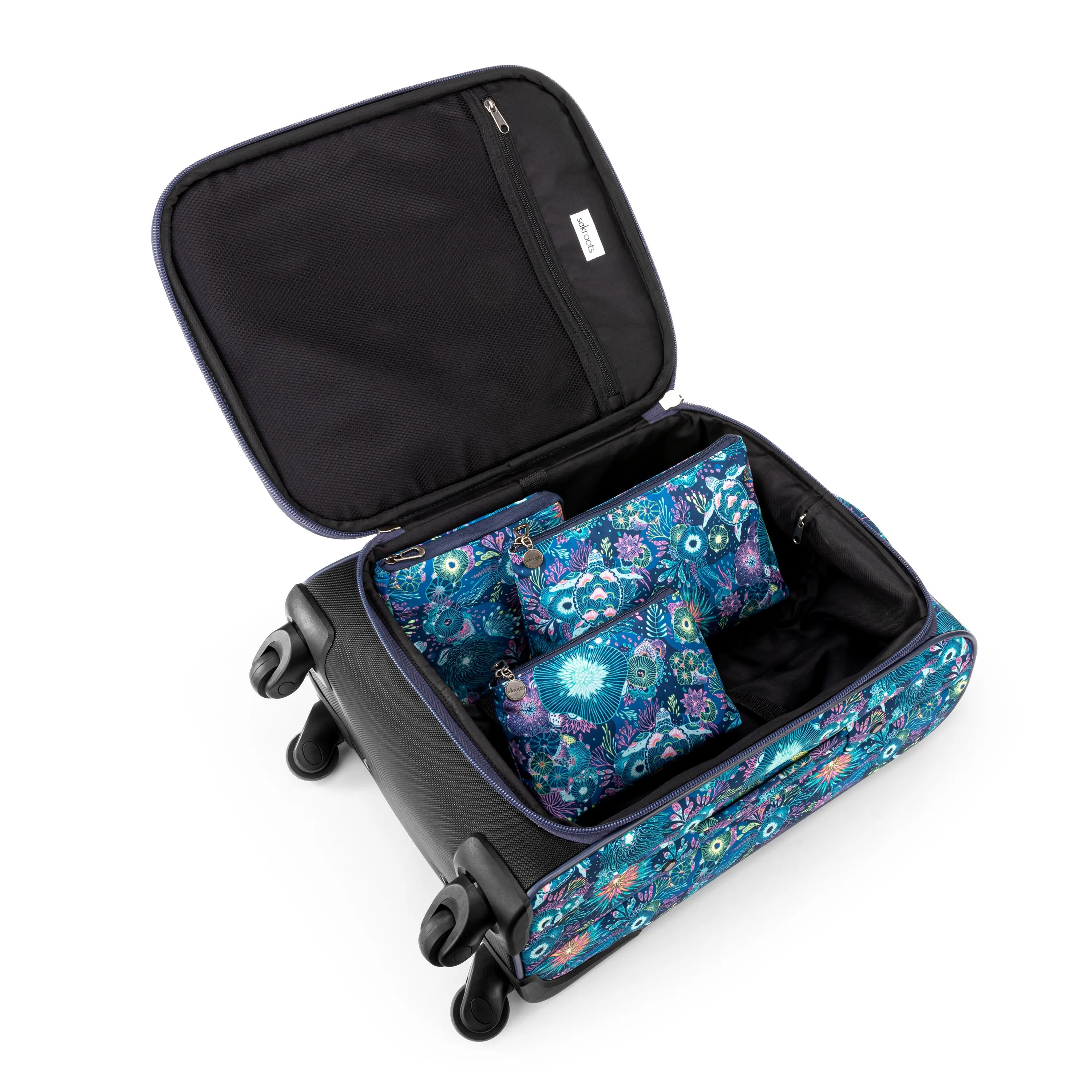 On The Go 21" Spinner Luggage Bundle